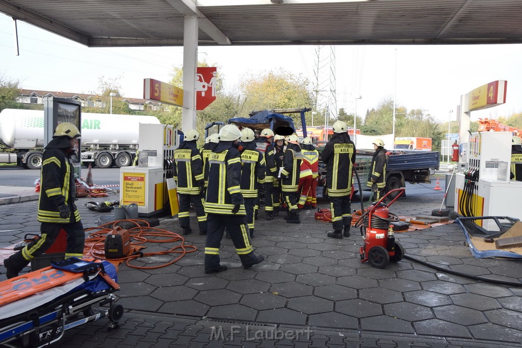 VU PKlemm LKW Tanksaeule A 59 Rich Koenigswinter TRA Schloss Roettgen P024.JPG - Miklos Laubert